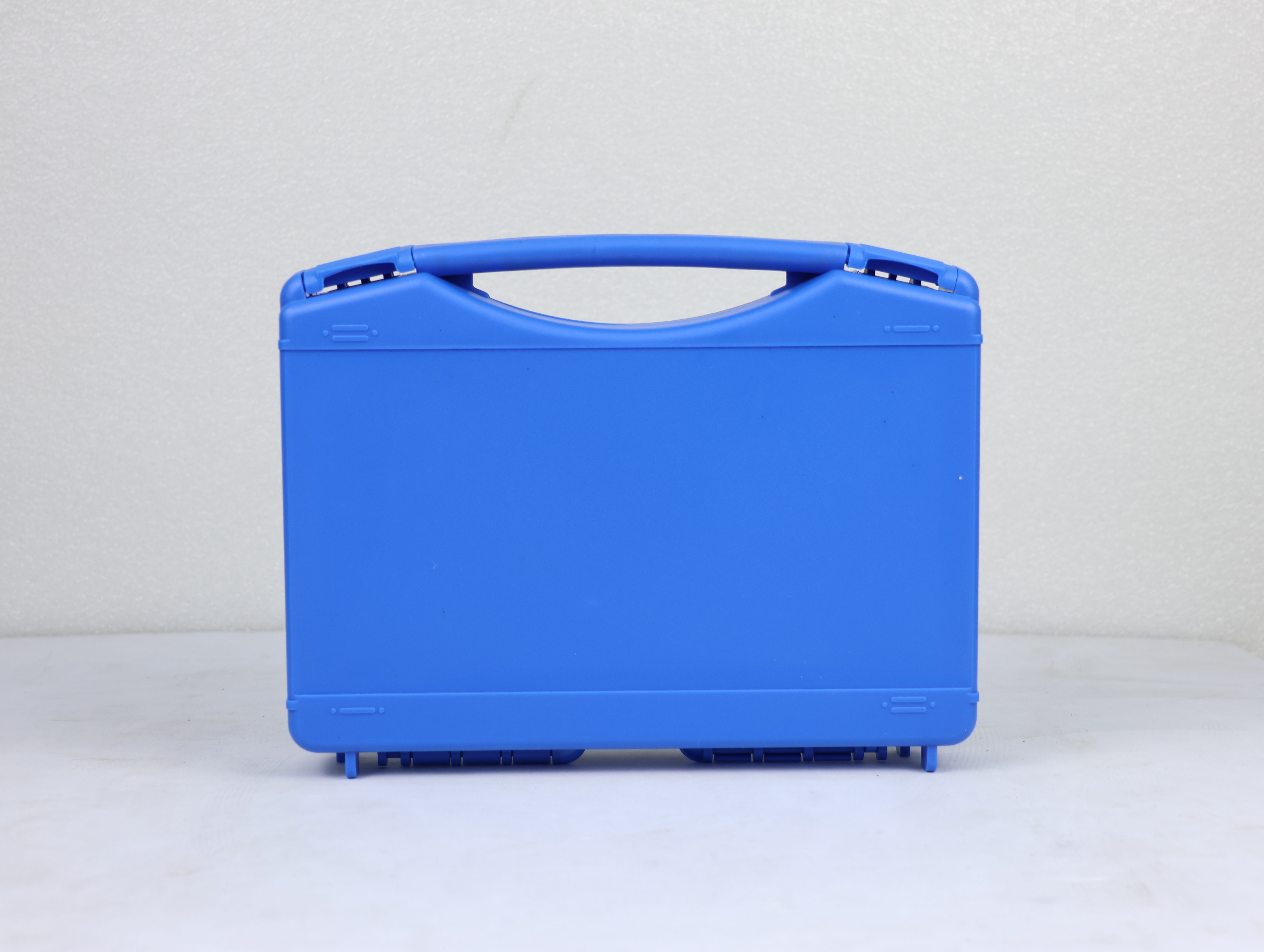 001型多功能工具箱